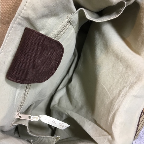 Thirty One Handbag - Picture 7 of 7